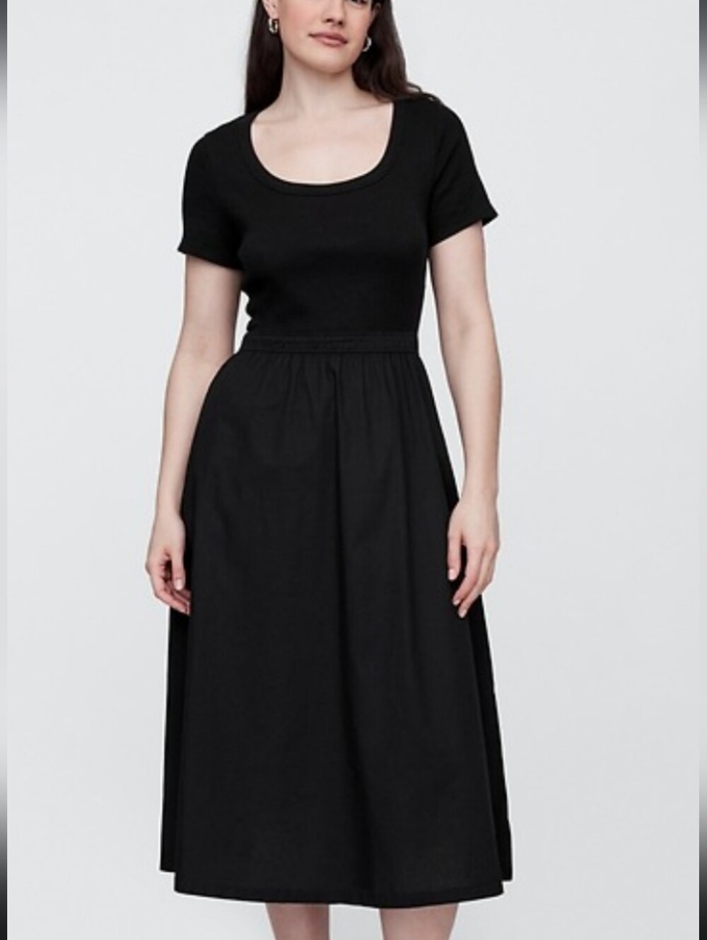 GAP Black Scoop-Neck Midi Dress